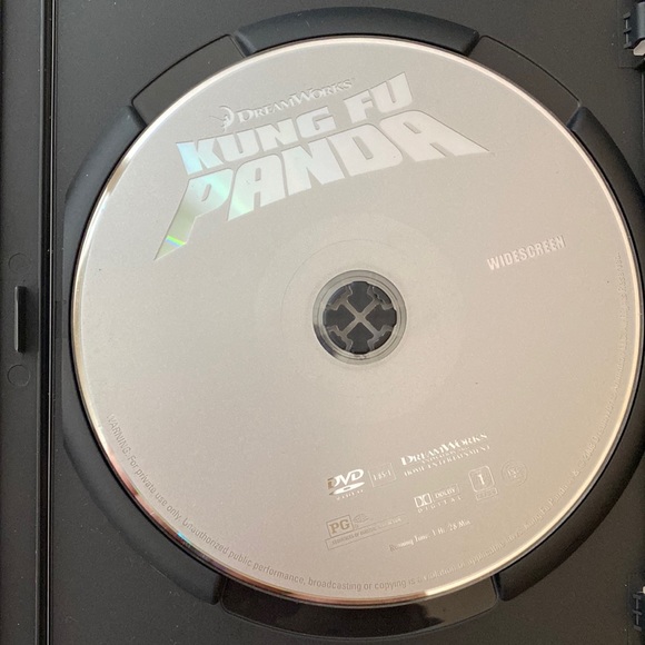 DreamWorks “Kung Fu Panda” rated PG- used - Picture 3 of 3